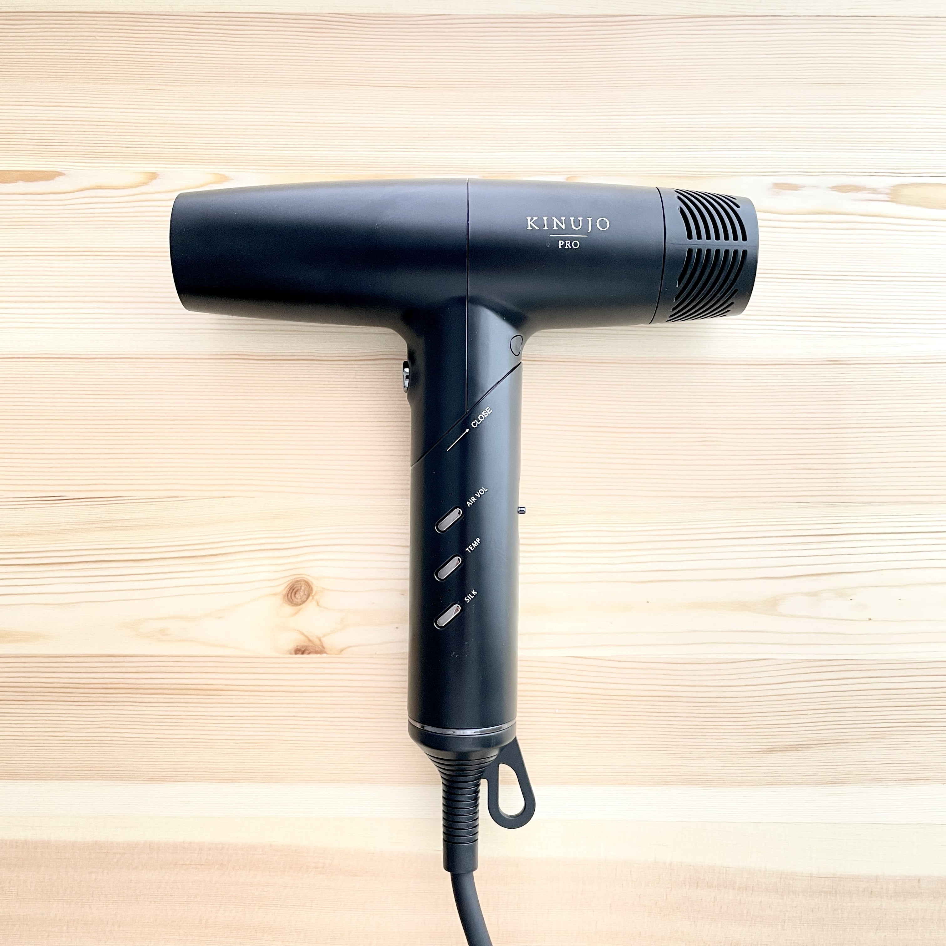 KINUJO Pro Hair Dryer 絹女 プロ ヘアドライヤー KINUJO キヌージョ